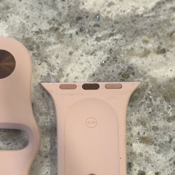 ✨ Pink Apple Watch Band - Rubber, Size Small/Medium,  Excellent condition - Picture 3 of 4